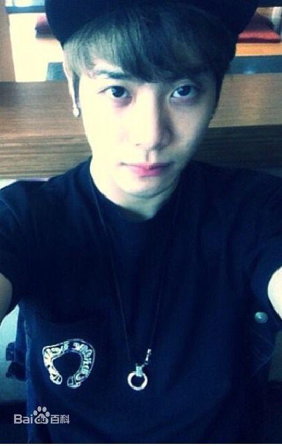 http://www.fjsenfa.cn/pics/star/pic/26fba87a872f7daa0dc97d8770fb5ac4.jpg