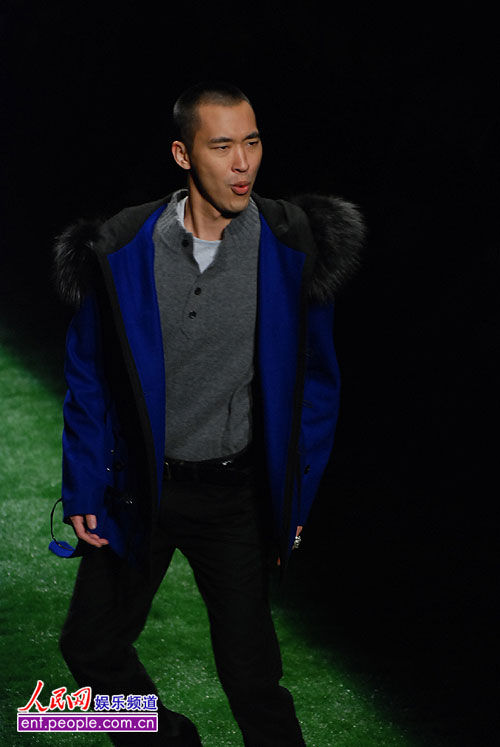 http://www.fjsenfa.cn/pics/star/pic/2762/b71841f78d7d487ca0b8b79b377e.jpg
