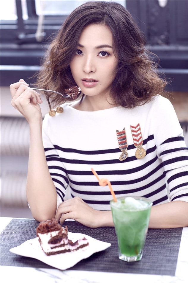 http://www.fjsenfa.cn/pics/star/pic/2883cb3ee2c34355890ab1876f24828d.jpg