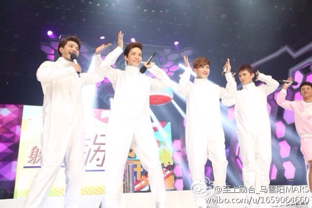 http://www.fjsenfa.cn/pics/star/pic/2a7a/3d52537690227add711444b9087a.jpg