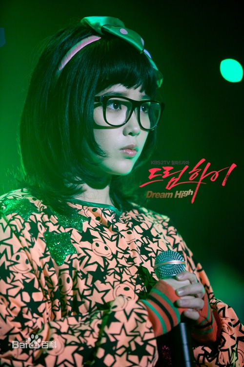 http://www.fjsenfa.cn/pics/star/pic/2e99c2ee8230ac90afdbb3d7826b9a1b.jpg