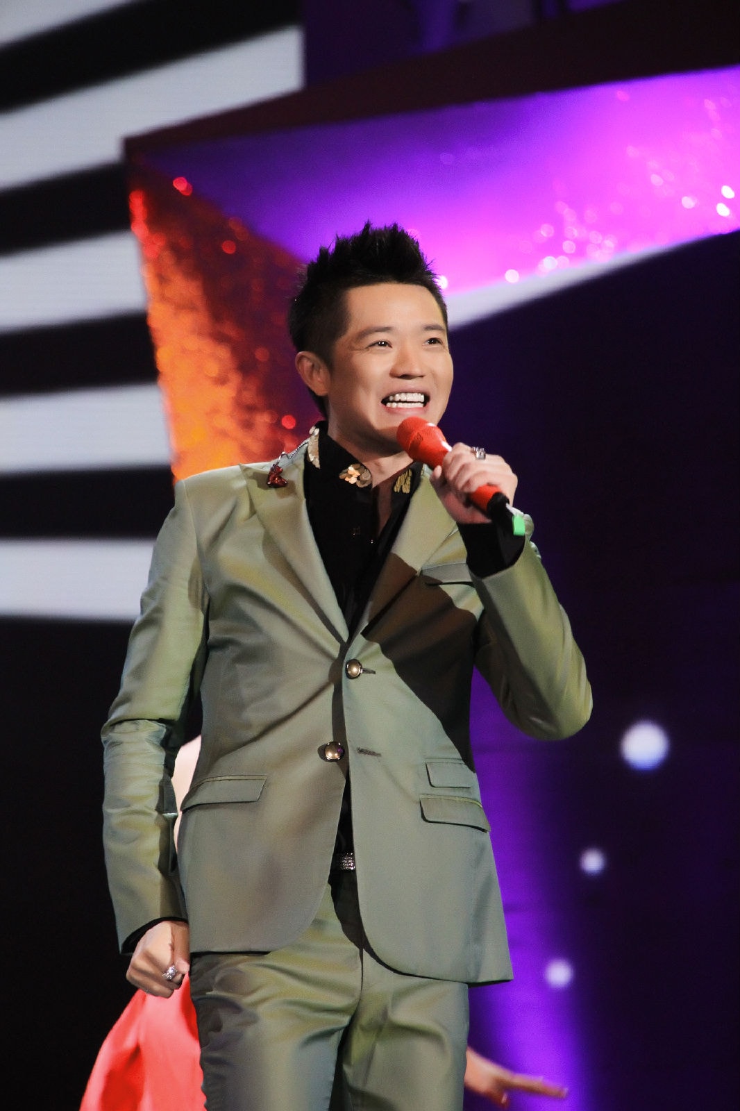 http://www.fjsenfa.cn/pics/star/pic/2f7728508ccf959de7ae62a4aa018475.jpg