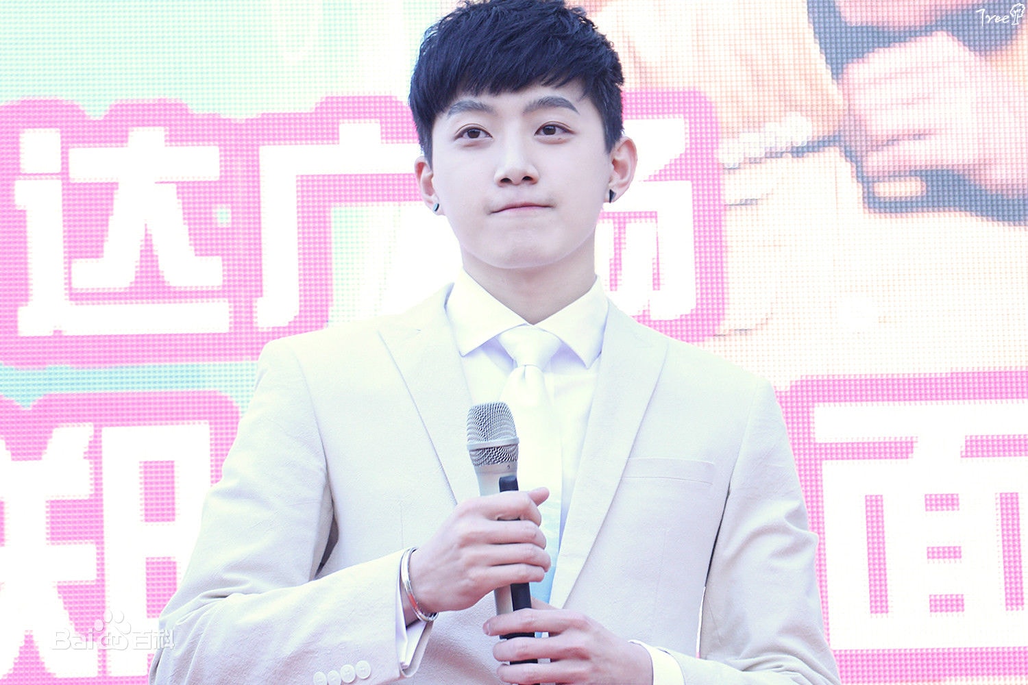 http://www.fjsenfa.cn/pics/star/pic/30809be463af02f8aa52f4398dd374ba.jpg