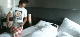 http://www.fjsenfa.cn/pics/star/pic/31983d8ef15c1595f6b676bfb63201c4.jpg