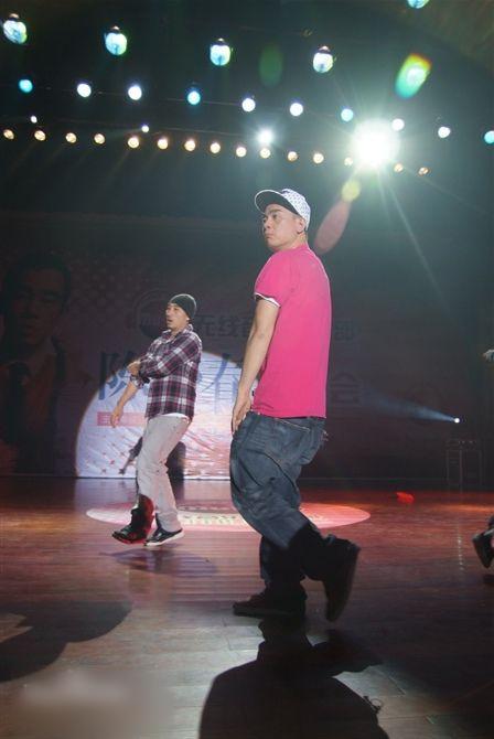 http://www.fjsenfa.cn/pics/star/pic/33a81d2bea80a29ad0d14f96ca39987f.jpg