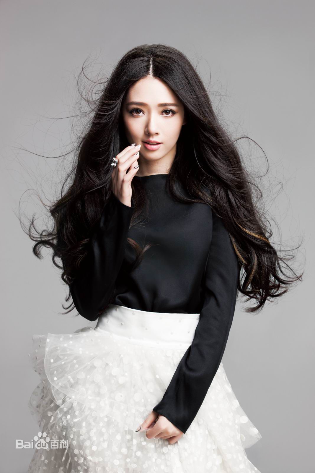 http://www.fjsenfa.cn/pics/star/pic/3db9f0187ef6b7354918d7de3e8ee9c8.jpg