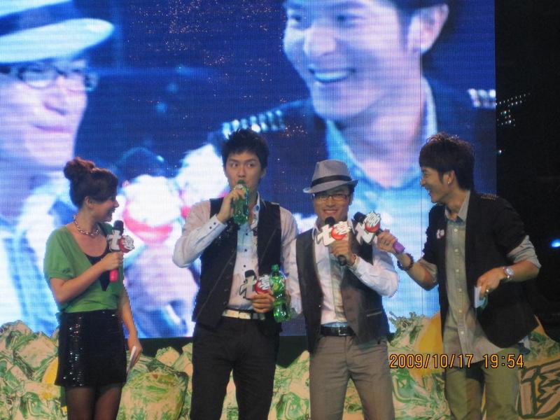 http://www.fjsenfa.cn/pics/star/pic/3fee60464a26dc0694989eb67f63ca07.jpg