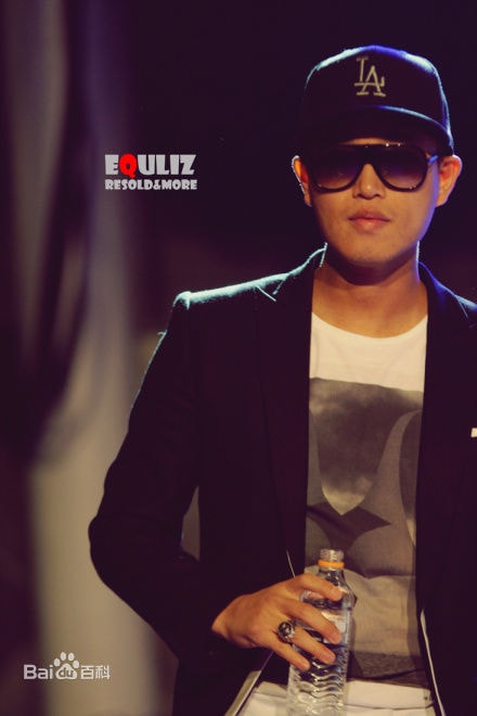 http://www.fjsenfa.cn/pics/star/pic/44f5b3d199f02cb140fb193e476e6c70.jpg