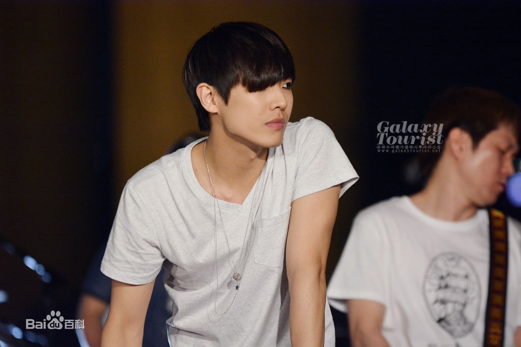 http://www.fjsenfa.cn/pics/star/pic/47aa0a4b8a0e3deca9303d9cb507bfd1.jpg