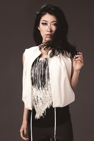 http://www.fjsenfa.cn/pics/star/pic/4b8b56428f000124b460f5e9977f0970.jpg