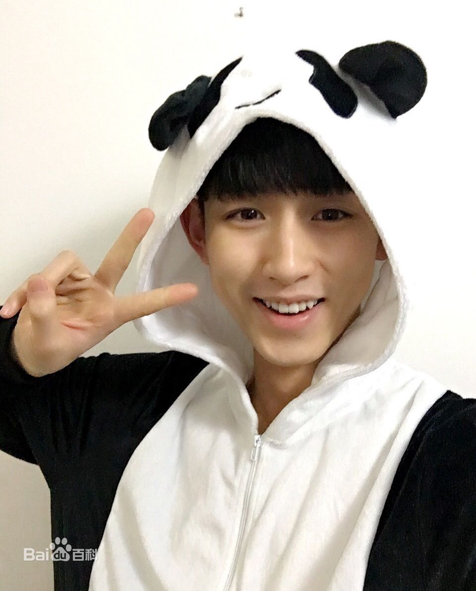 http://www.fjsenfa.cn/pics/star/pic/4bb93cb66abd46f47fac4e194acd8cca.jpg