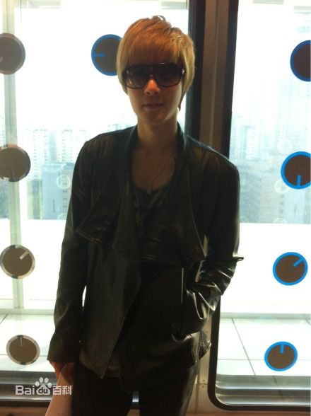 http://www.fjsenfa.cn/pics/star/pic/4d22332eab2168af3d611198a65d0c9e.jpg