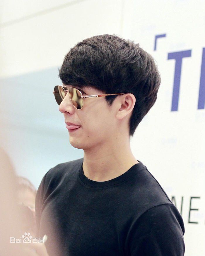 http://www.fjsenfa.cn/pics/star/pic/505d691f38f5372bd8cddaa77e98ca51.jpg