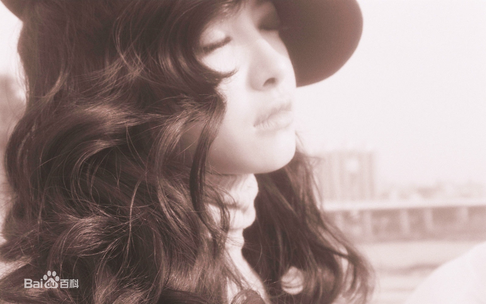 http://www.fjsenfa.cn/pics/star/pic/854389212e7928a4882617c8d969bab0.jpg