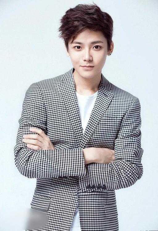 http://www.fjsenfa.cn/pics/star/pic/860ab2cc2e2f643dc0e062dcf69efbf5.jpg