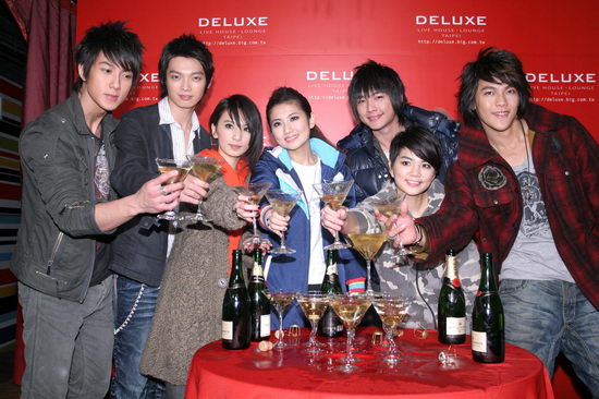 http://www.fjsenfa.cn/pics/star/pic/87a15f3deb557cd8b264a7d2b08df8e7.jpg