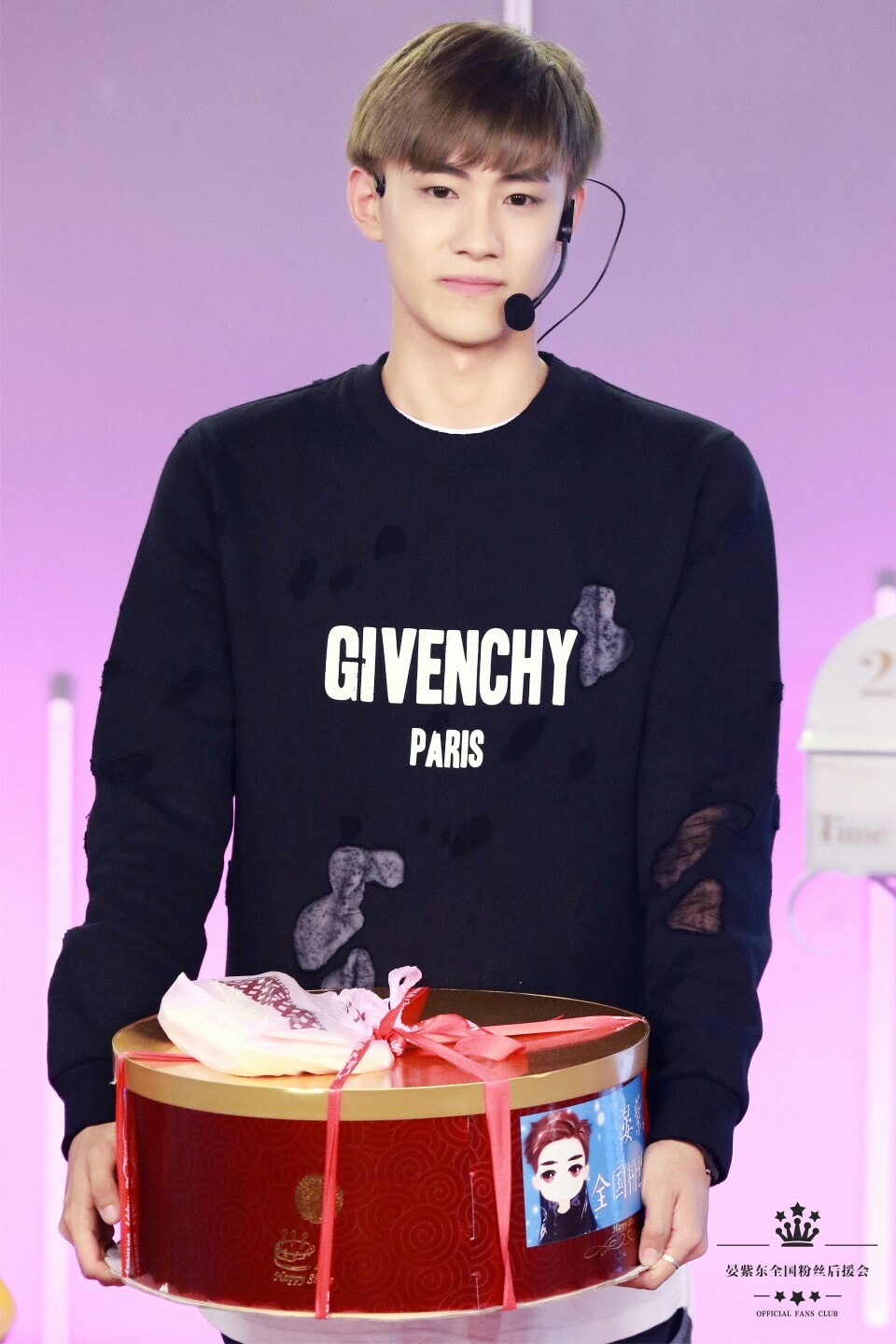 http://www.fjsenfa.cn/pics/star/pic/8b5aaf39fe354a1e0e69e88e6d2a5113.jpg