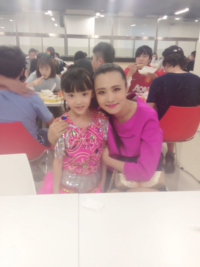 http://www.fjsenfa.cn/pics/star/pic/8cbde464a1417ca5c77eafd98d23d6ca.jpg