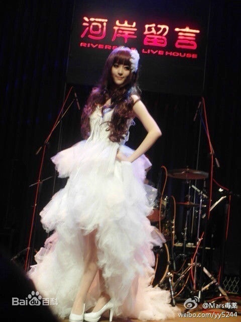 http://www.fjsenfa.cn/pics/star/pic/8f1e0f55883da0d739bc08bd0ed315fa.jpg