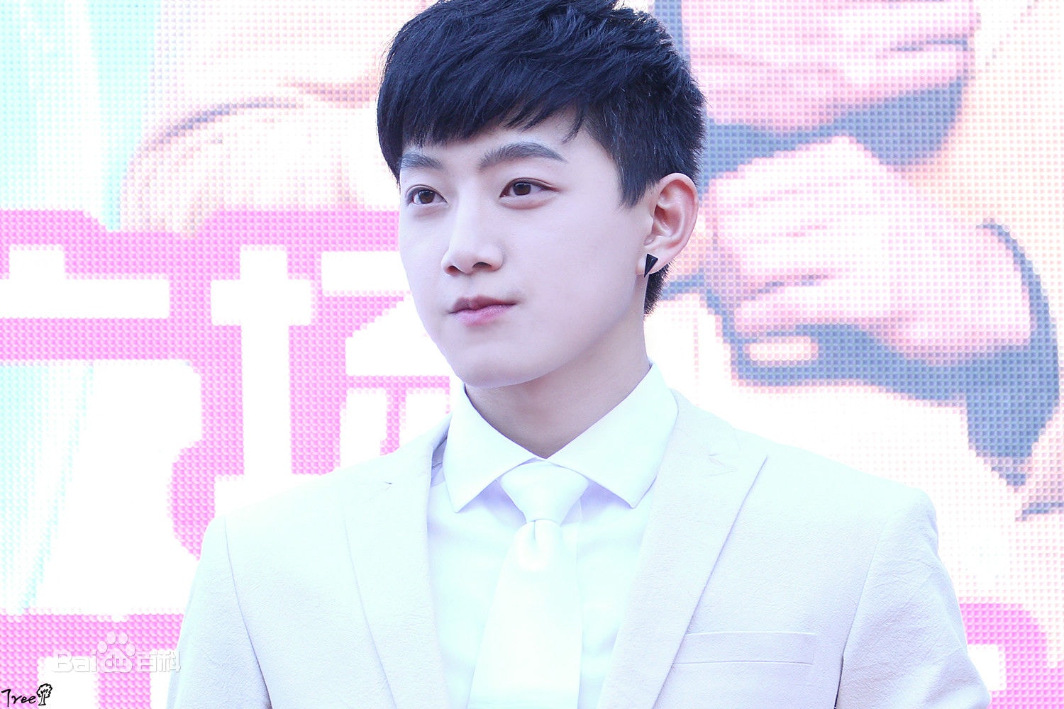 http://www.fjsenfa.cn/pics/star/pic/932cc708b7f8126148ed4678bb1a886f.jpg