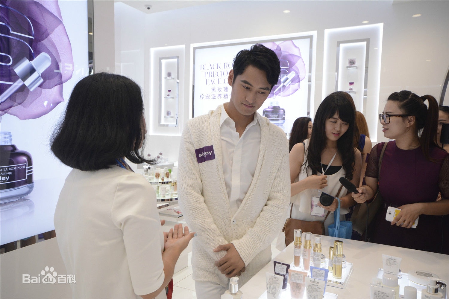 http://www.fjsenfa.cn/pics/star/pic/95024240358f3747c7665755b17c9458.jpg