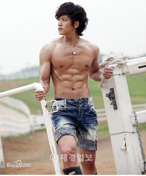 http://www.fjsenfa.cn/pics/star/pic/960404f6092dd06b79856eb6c35da143.jpg