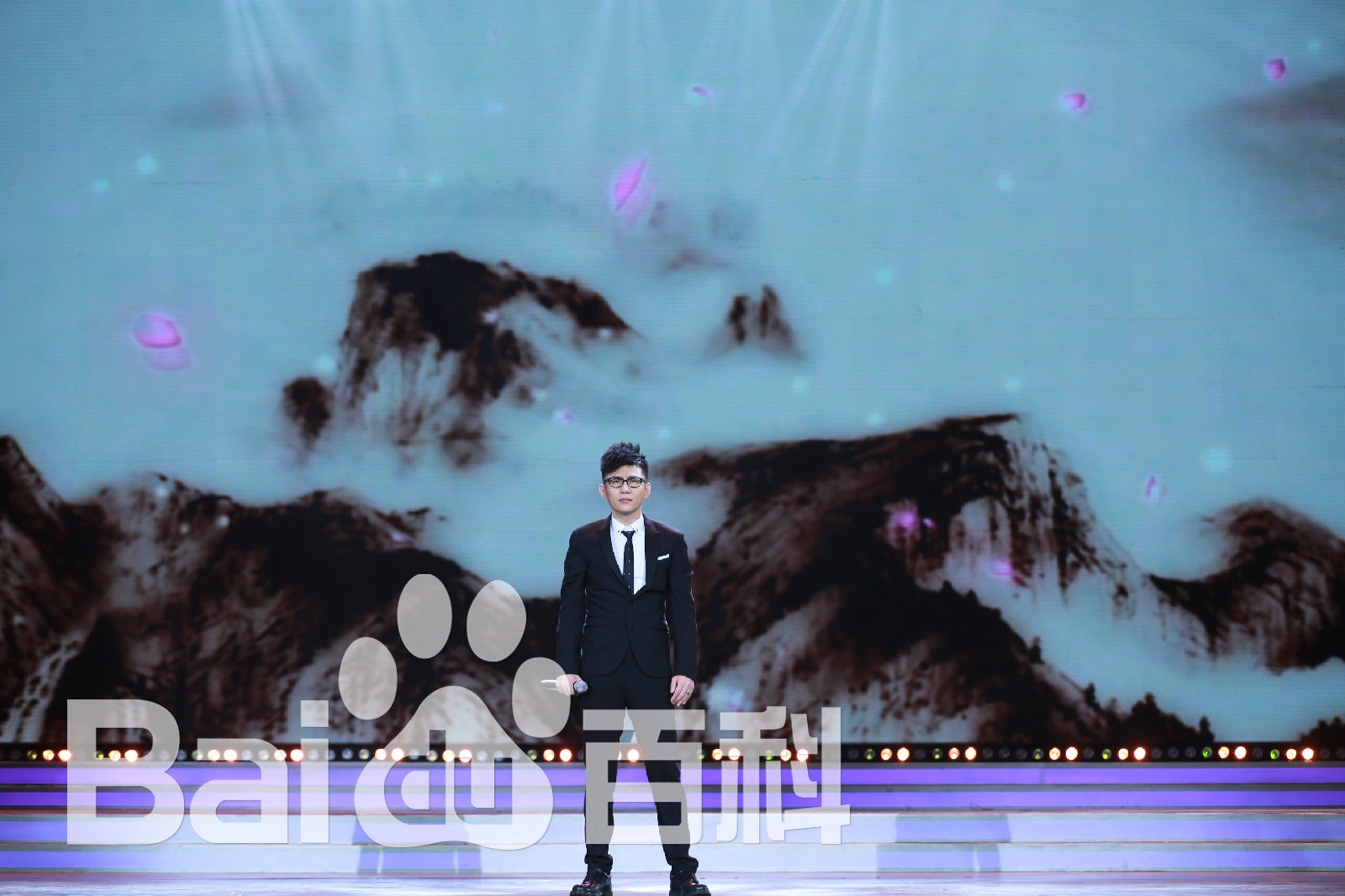 http://www.fjsenfa.cn/pics/star/pic/96b04cece2d73e5de71668990fe72d53.jpg