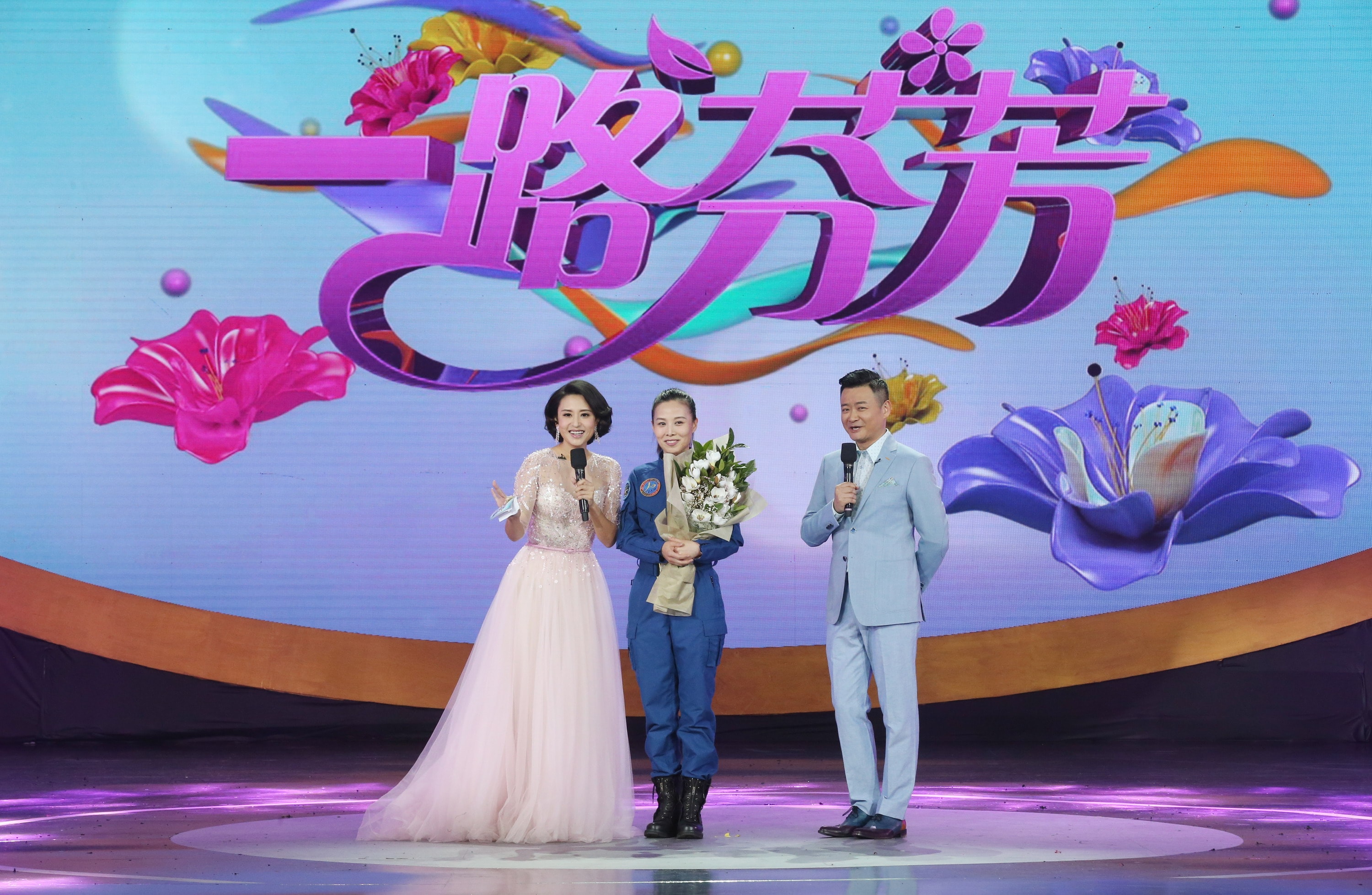 http://www.fjsenfa.cn/pics/star/pic/98776981d2546c9a3402ebfad9d63167.jpg