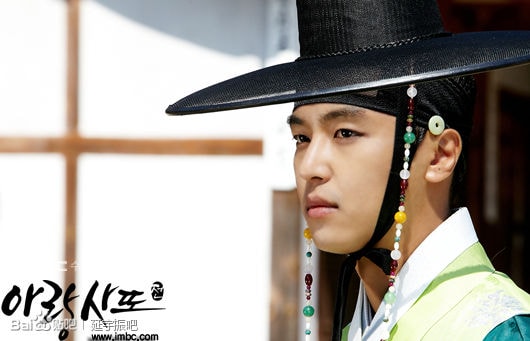 http://www.fjsenfa.cn/pics/star/pic/9abcf66e614ef48b48519f4640f3c76d.jpg