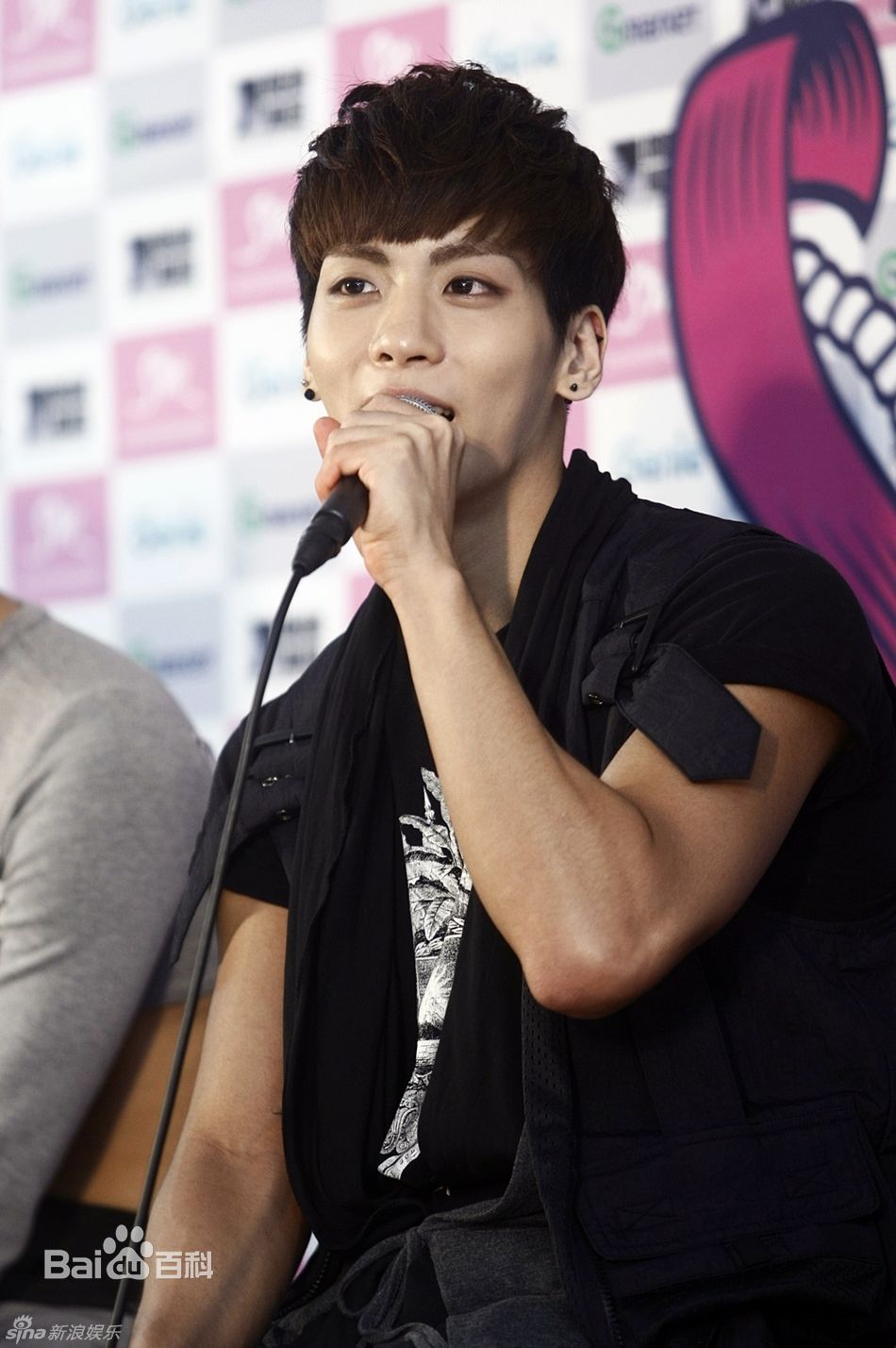 http://www.fjsenfa.cn/pics/star/pic/a1262db2518bd8b56578a3abc96e7c15.jpg