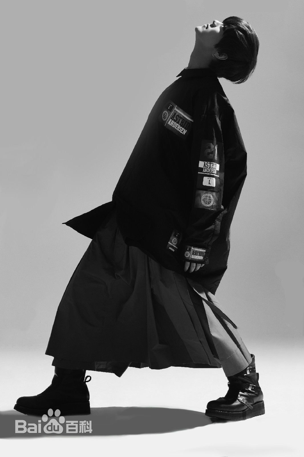 http://www.fjsenfa.cn/pics/star/pic/a78577da58692e74744532a5d6749431.jpg