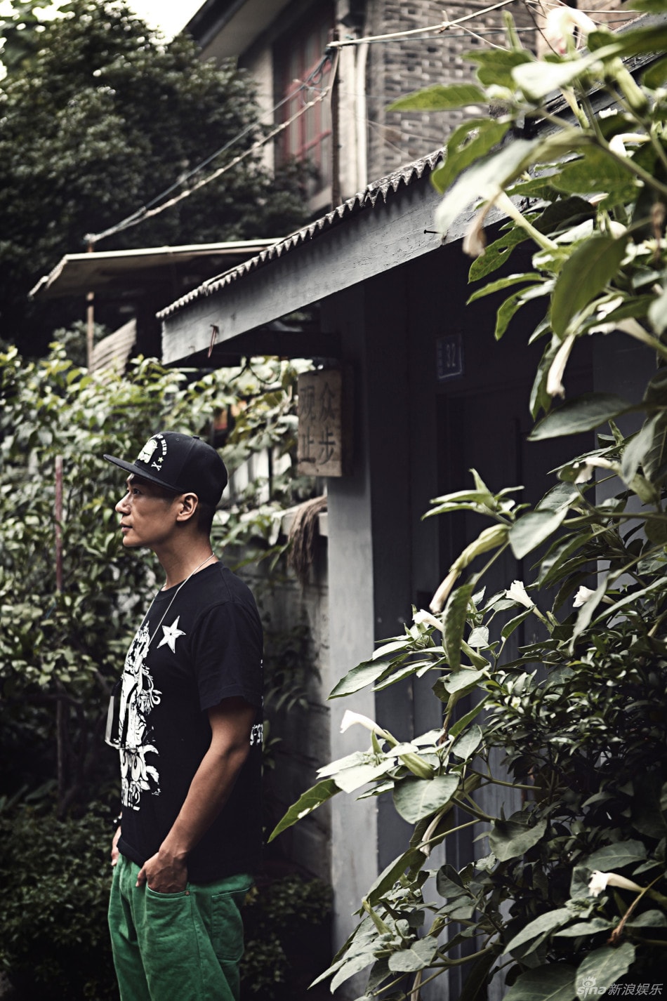 http://www.fjsenfa.cn/pics/star/pic/a9a971fb8fb16d085e343fea6297803d.jpg