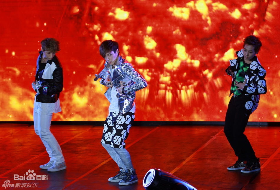 http://www.fjsenfa.cn/pics/star/pic/abb217d5163d91591f9ceae35607f976.jpg
