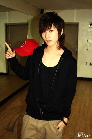 http://www.fjsenfa.cn/pics/star/pic/b12e/85cf2c7e9ff6c012f941c9793bf5.jpg