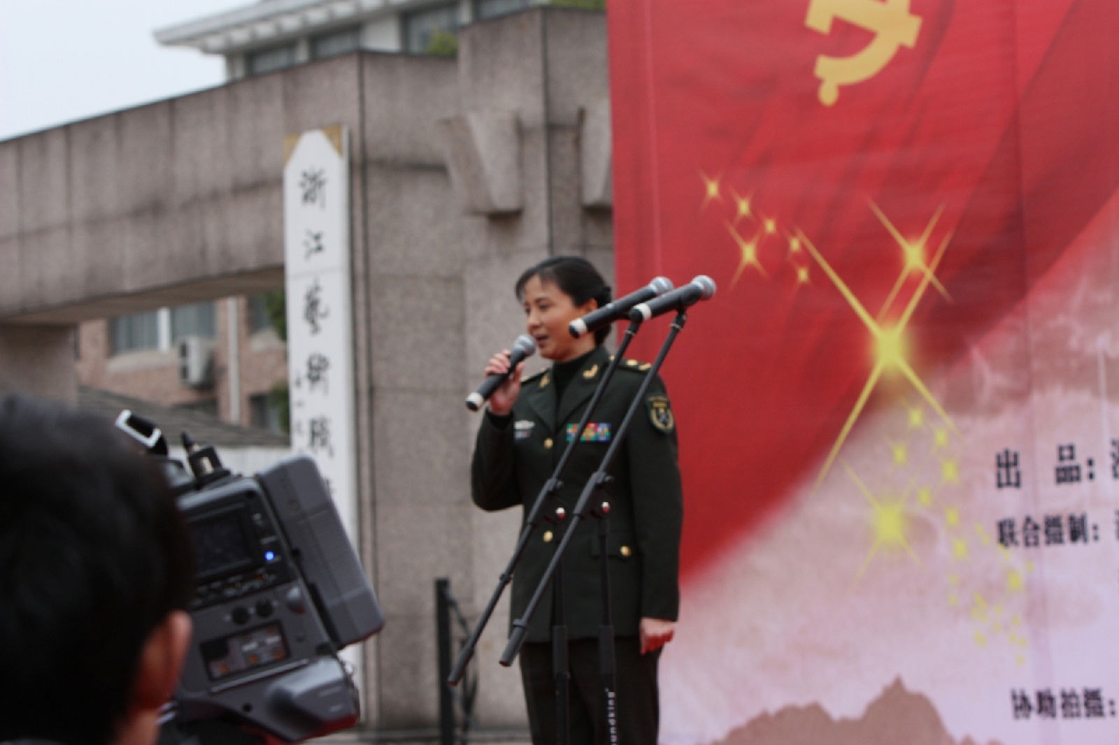 http://www.fjsenfa.cn/pics/star/pic/b1d56ba7e8dd3d4a1b8b92a416f14e78.jpg