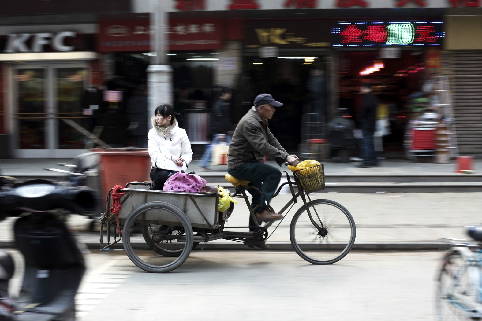 http://www.fjsenfa.cn/pics/star/pic/b307/b81952674c14738086e379647918.jpg