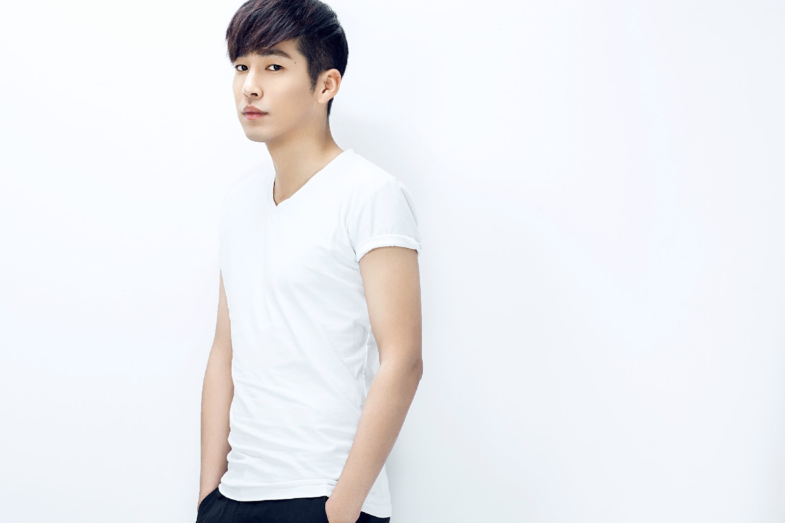 http://www.fjsenfa.cn/pics/star/pic/b5897de0aa284314a456fe9bfde86d49.jpg