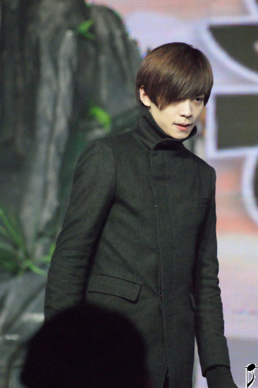 http://www.fjsenfa.cn/pics/star/pic/b6f5/89eb99c1ba0749179ee26fc8b950.jpg