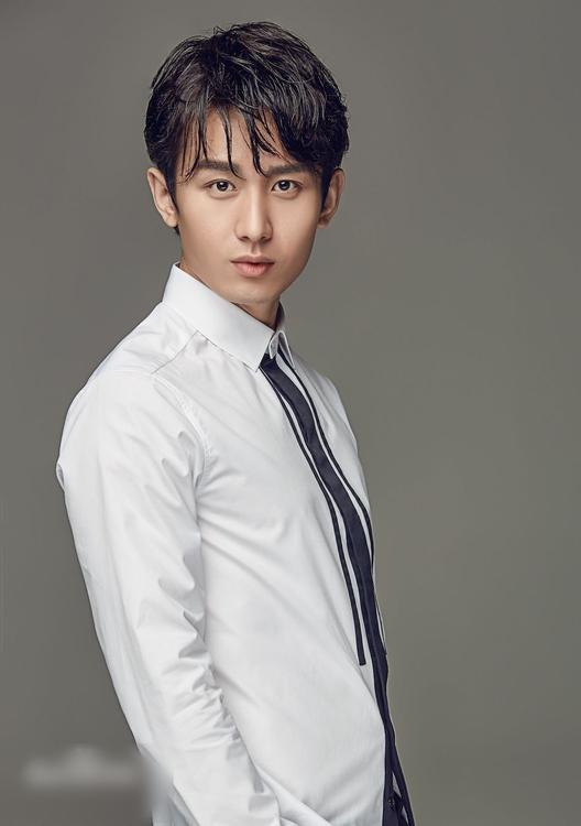 http://www.fjsenfa.cn/pics/star/pic/b9dfc4d9a9f5038ab2dad7dbe64dcd35.jpg