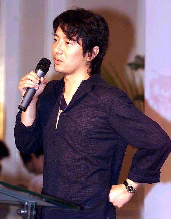 http://www.fjsenfa.cn/pics/star/pic/bc05c6ab423297060645e39bf807d0e9.jpg