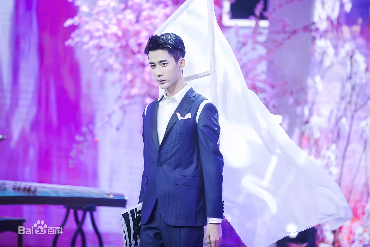 http://www.fjsenfa.cn/pics/star/pic/bd7f5f7ddd5c4d261ef8054c062c9097.jpg