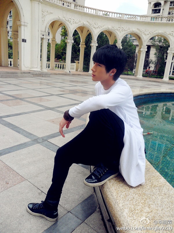 http://www.fjsenfa.cn/pics/star/pic/c93d7730b62f412dbf4325ecddaf23df.jpg