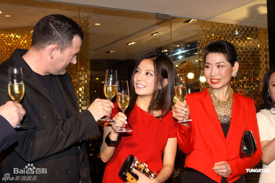 http://www.fjsenfa.cn/pics/star/pic/d0e60e4e44b74af26c27cc7fe0e7d34d.jpg