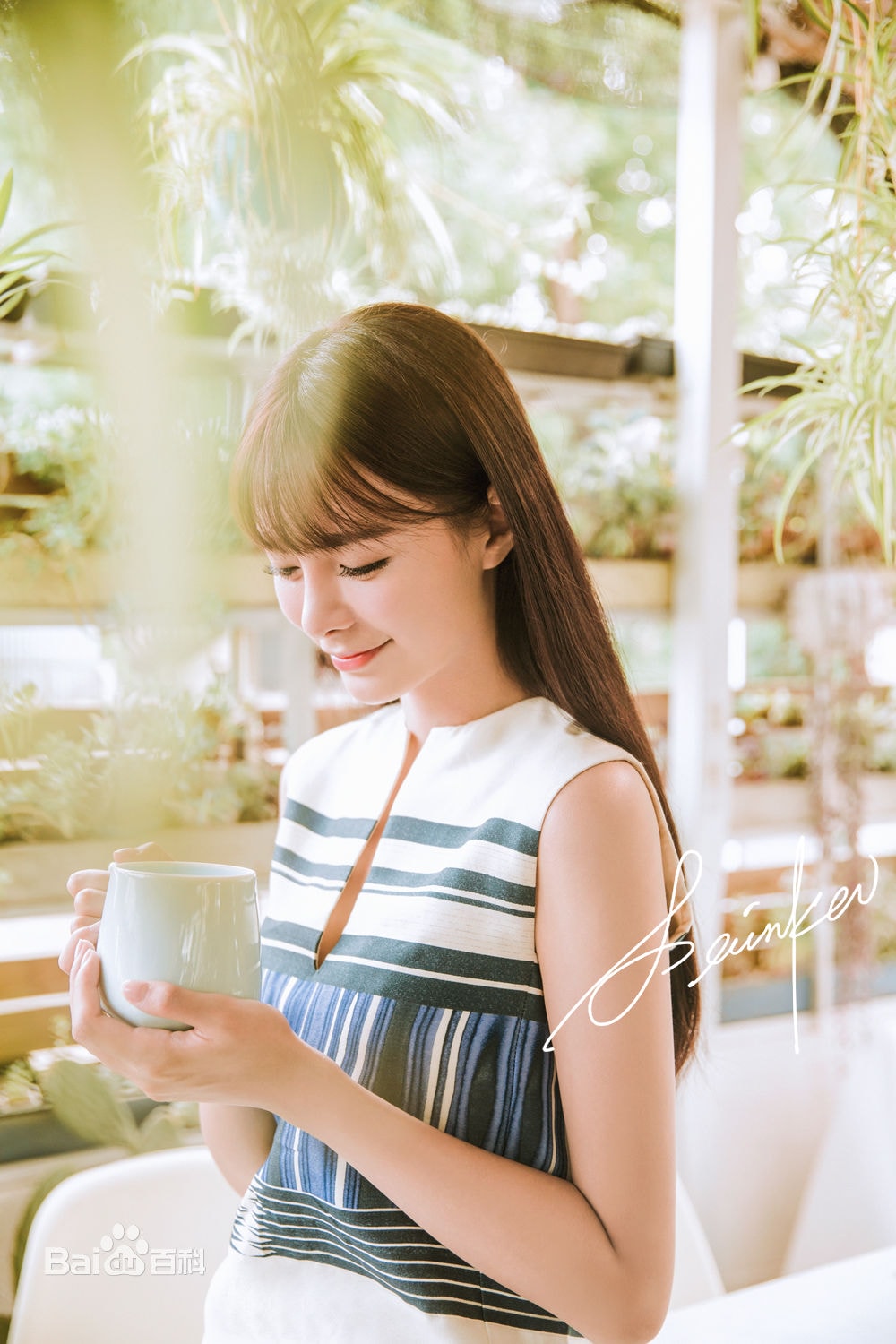 http://www.fjsenfa.cn/pics/star/pic/d2708e352b0d6c8acf6edc22bcb5251a.jpg