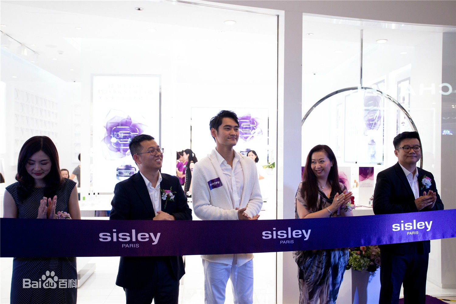 http://www.fjsenfa.cn/pics/star/pic/d3ed2d4d3906987d335c87d276caf09a.jpg