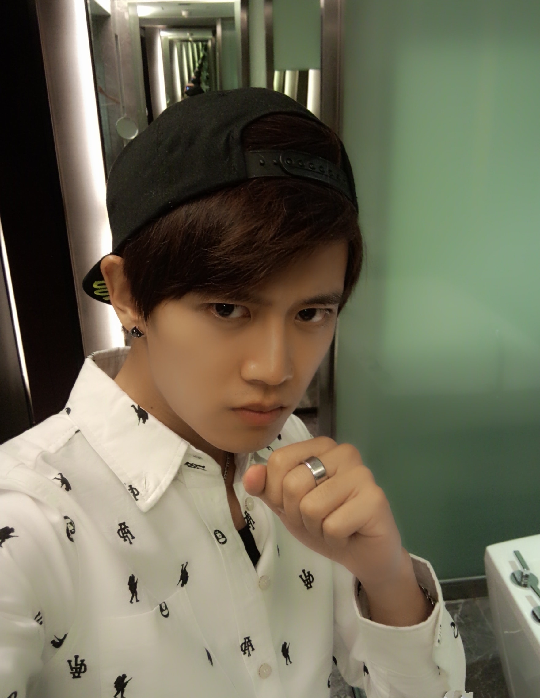 http://www.fjsenfa.cn/pics/star/pic/d6e54e03e0fdb00b30660917c802f705.jpg