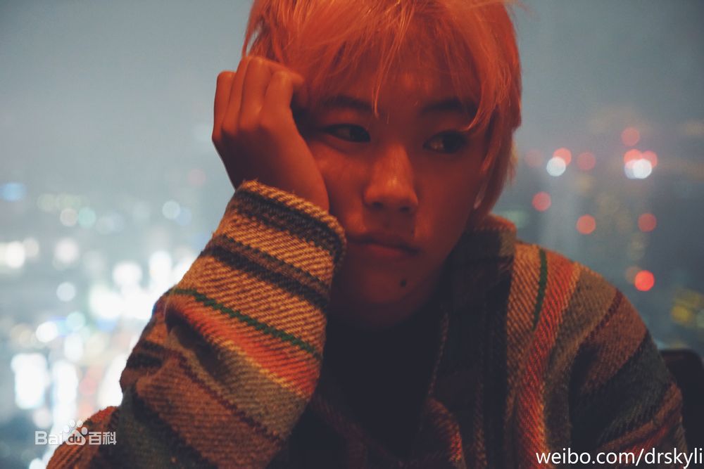 http://www.fjsenfa.cn/pics/star/pic/d7e17087047aceb9f382366c41036ae8.jpg