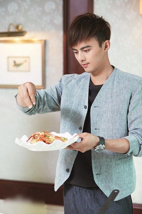 http://www.fjsenfa.cn/pics/star/pic/dca99569af5f25b229525f279e7f14cb.jpg