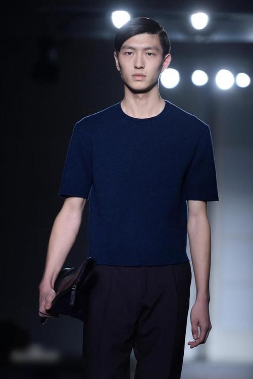 http://www.fjsenfa.cn/pics/star/pic/ddddcaf4329b220f57d95fc394c423bc.jpg