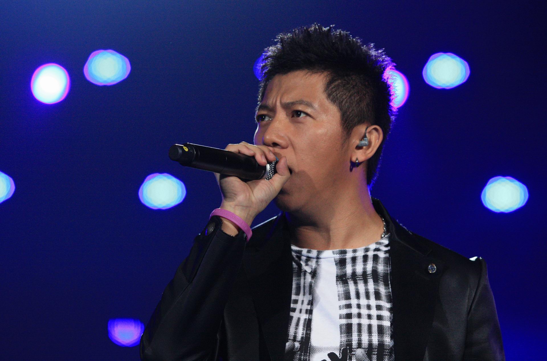 http://www.fjsenfa.cn/pics/star/pic/e001a5e20c5a50a735da52093a0be271.jpg